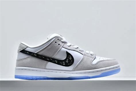 nike sb x dior|christian dior nike dunks.